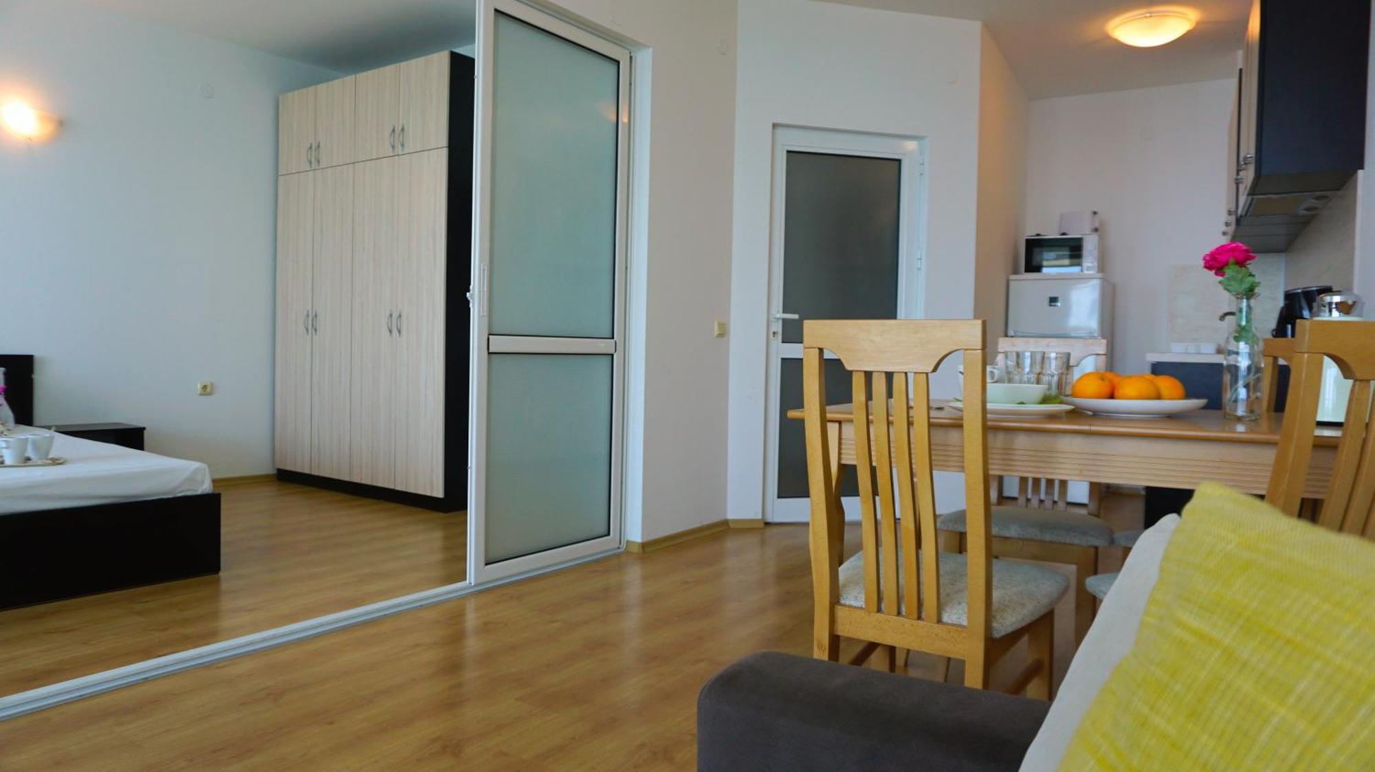 Плажни Апартаменти Силвър Бийч - Silver Beach Sea Apartments Bjala Rom bilde